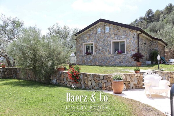 photo 33 Country house for sale 480 m²
