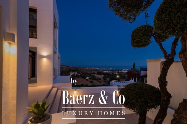 photo 8 Villa - Marbella East - Ref: 8014