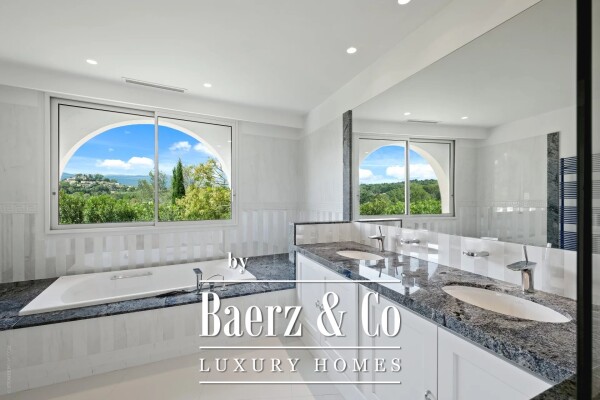 photo 26 Villa with view on Castelleras Castle