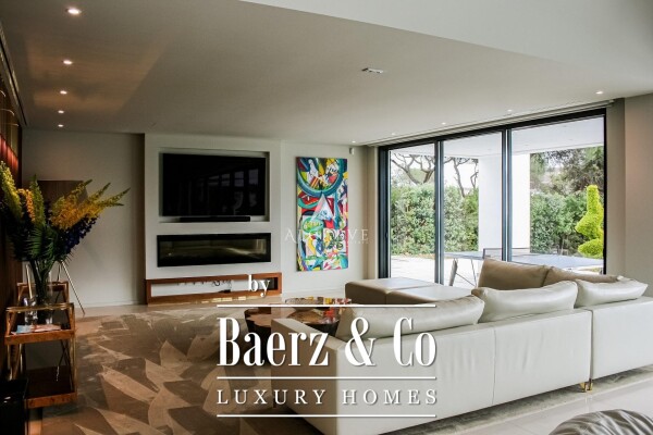 photo 6 VILAMOURA -A BREATHTAKING MODERN SANCTUARY OF OPULENCE BOASTING 8 LAVISH SUITES