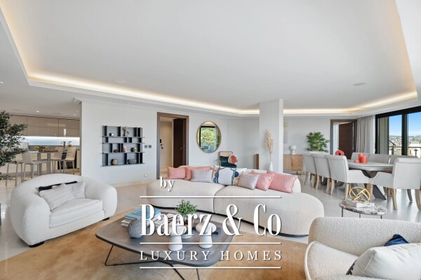 photo 10 Amazing Penthouse with Sea and Mountain view