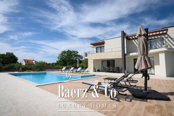 photo 11 Šibenik, luxury villa with swimming pool and basketball court