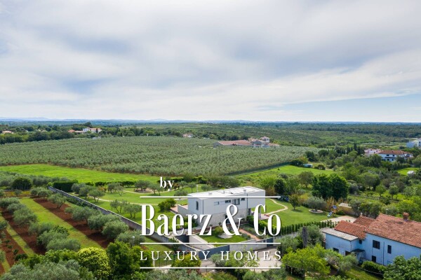 photo 91 Croatia, Istria, Umag: Stunning Villa with pool surrounded by olive groves