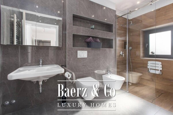 photo 23 Sveti Lovreč, a beautiful villa with a swimming pool on a landscaped garden of 1874m2