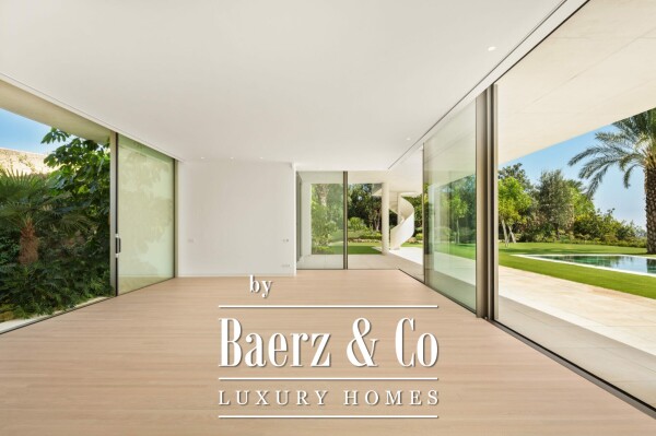 photo 17 Villa - Estepona West - Casares - Ref: 8340