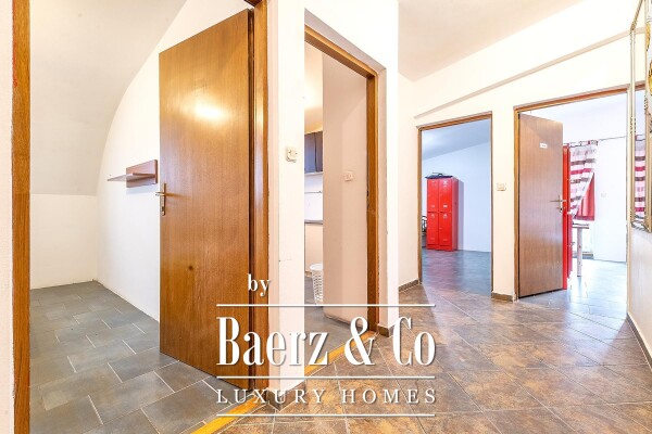 photo 5 Zagreb, Sigečica, Pašmanska, residential and commercial building with 4 apartments & 2 office sp...