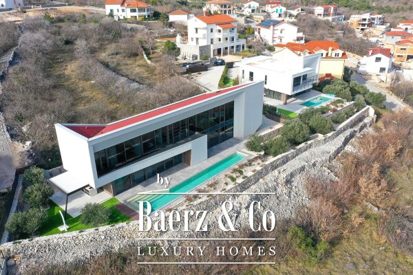photo 3 Krk, Vrbnik, unique villa of 240 m2 on a plot of land of 800 m2