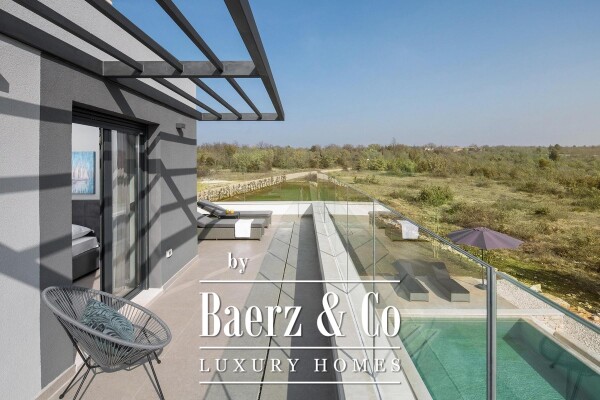 photo 11 Istria, Vodnjan, beautiful NKP villa 250 m2 on a large garden with a pool of 78 m2