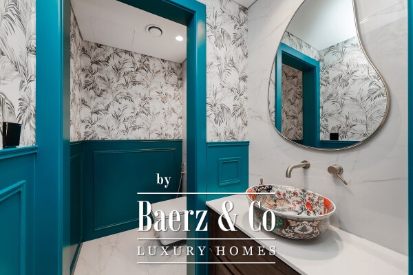 photo 16 Beautiful upgrades | Fully Furnished | Lake view