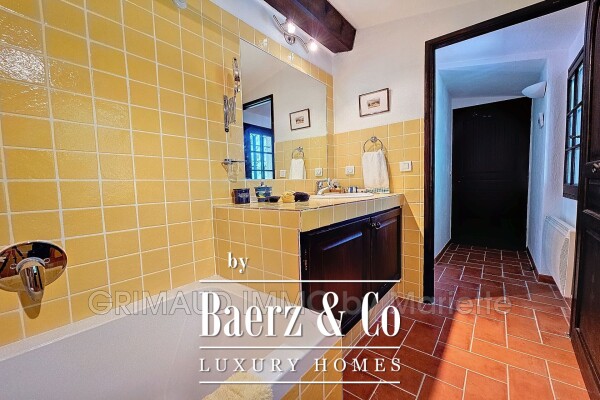 photo 8 La Garde-Freinet, France