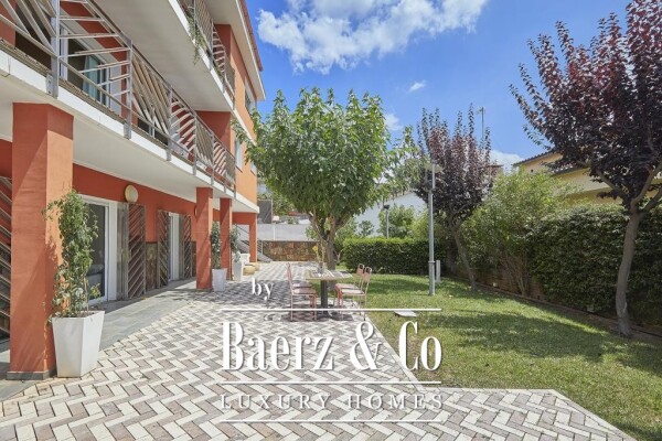 photo 3 Luxury House in Castelldefels: Exclusivity and Comfort Just Minutes from the Beach