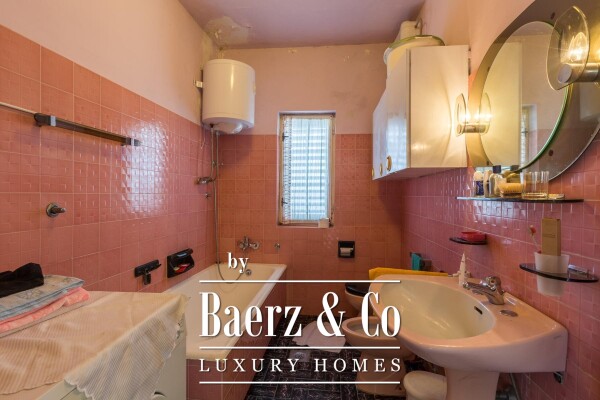 photo 11 Istra, Buje, residental and business house 750m2 in the center of the town