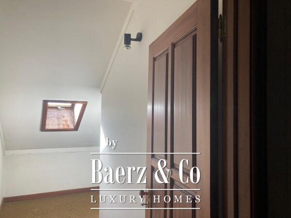 photo 6 Traditional house for restoration