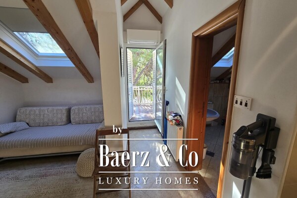 photo 6 Grebaštica, beautiful house in the first row to the sea