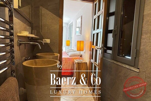 photo 110 Villa for sale 166 m²