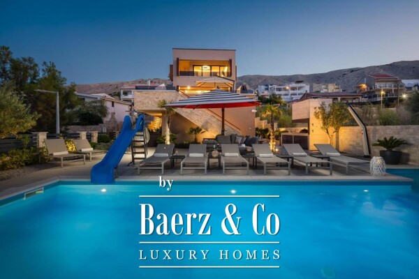 photo 2 Pag beautiful villa with sea view 350m2 200 meters from the sea