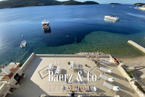 photo 18 Vis, comfortable two-storey apartment with a beautiful terrace, 1st row to the sea