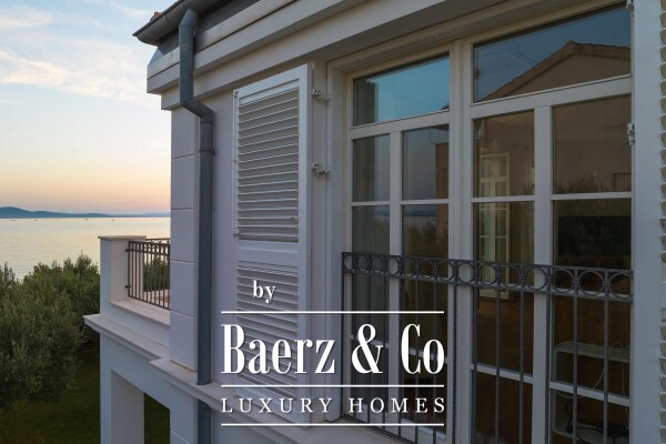 photo 8 Zadar, Diklo, modern and elegant villa, first row by the sea