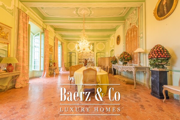 photo 18 Castle fully renovated with 16 hectares, 5.000 sqm and Helipad