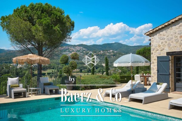 photo 1 Charming Villa with a View of Barbossi Golf Course