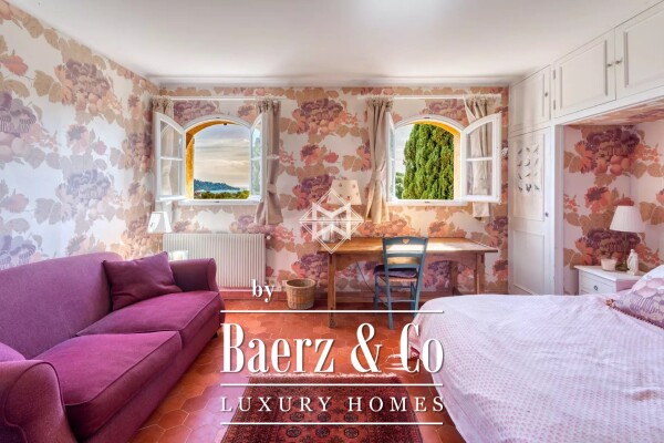 photo 12 Property with 2 Villas and Swimming Pool - Le Lavandou