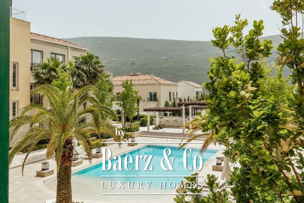 photo 10 Luxurious Two Bedroom Apartment in Herceg Novi with a Garage and Pool