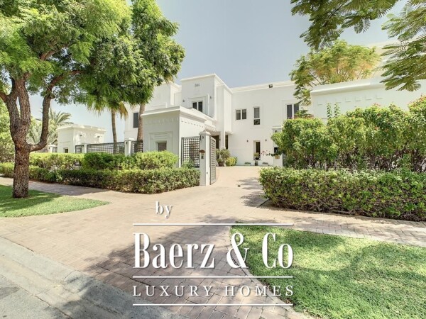 photo 4 Corner Golf Course View Vacant Mansion