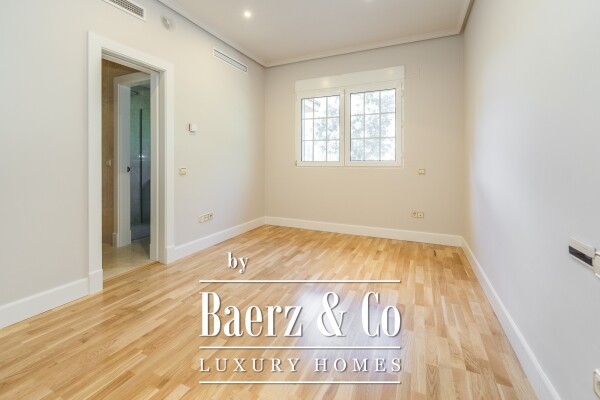 photo 35 Calle Principal 