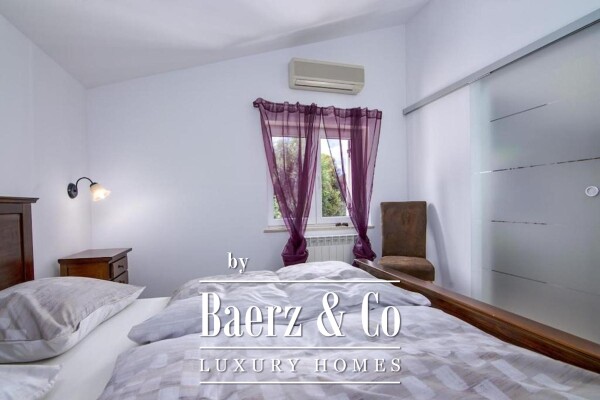 photo 17 Banjole, beautiful furnished house with 350 m2 area on a 3300 m2 large plot