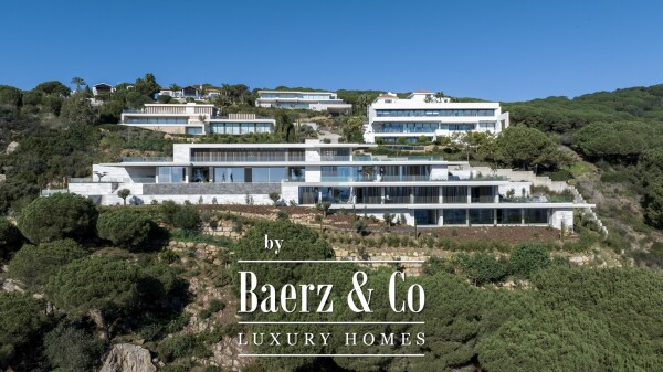 photo 1 Beautiful luxury home in Sotogrande, La Reserva - Zona M