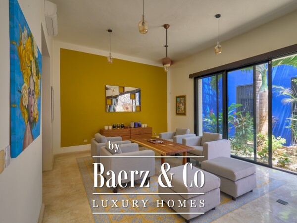 photo 9 Villa Rosa - Perfection in Santa Ana district, 3 bedroom + garage