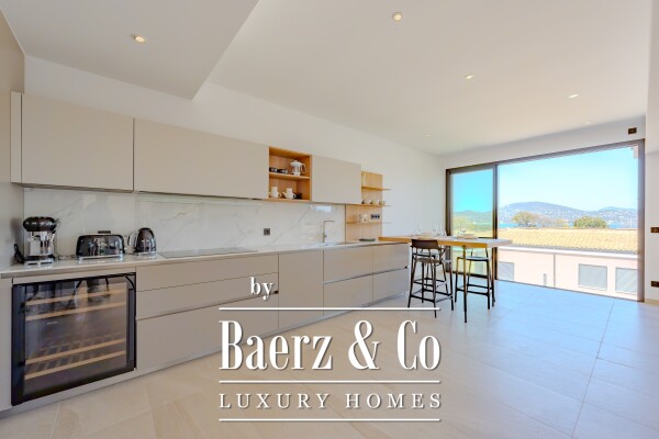 photo 14 Villa Gassin - Beach by feet and 5 min St Tropez