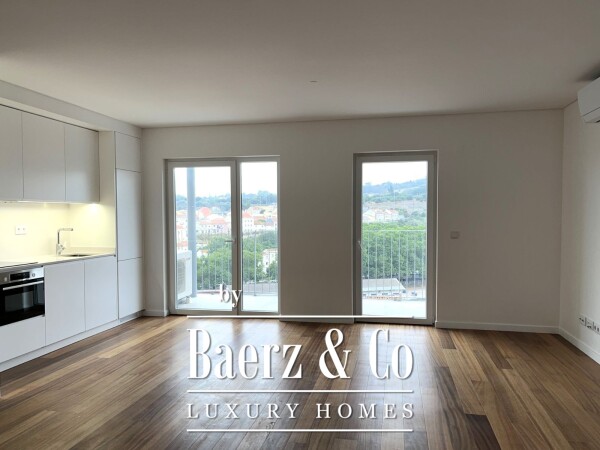 photo 1 2 bedroom apartment in Estrela with river view