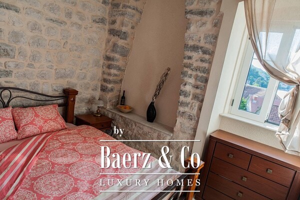 photo 13 Seaside Apartment in Kotor Municiplaity in a Historical Palace