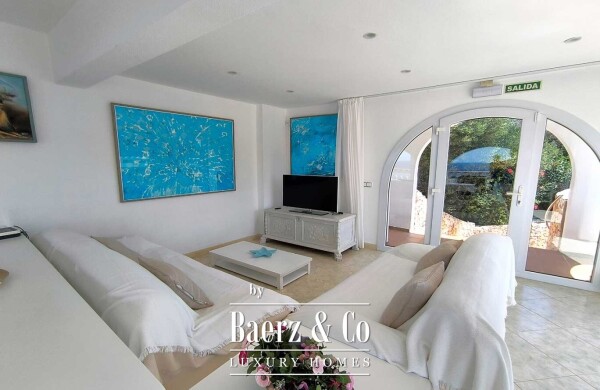 photo 10 SEASIDE VILLA IN CALA’N PORTER, MENORCA, FIRST LINE, INVESTMENT