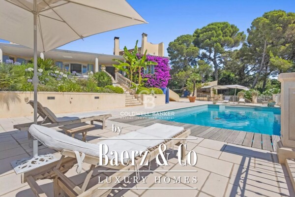 photo 1 Close to the village of Mougins – Stunning Provençal Property with Sea View