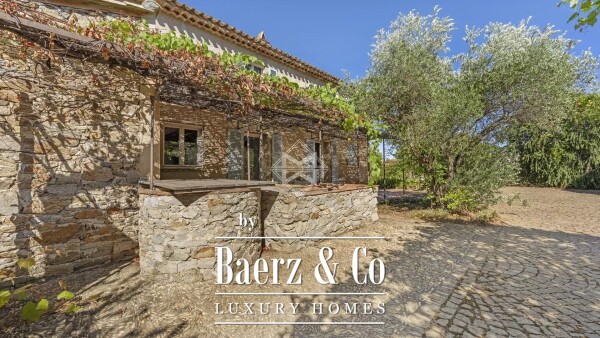 photo 7 Saint-Tropez - Property to renovate