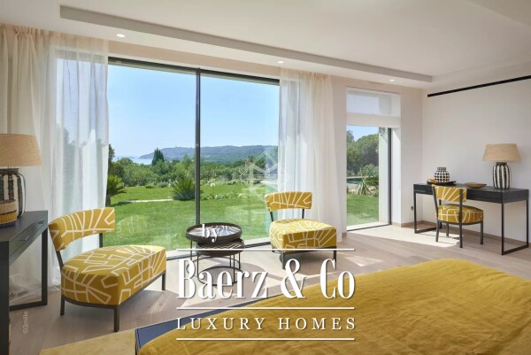 photo 11 Modern villa with sea view, walking distance from Pampelonne beach