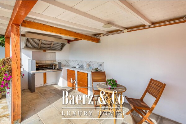 photo 3 Istria, Pula, two houses with a swimming pool on a spacious plot