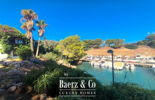 photo 1 EXCLUSIVE SEAFRONT VILLAS IN CALAN BUSQUETS, CIUTADELLA