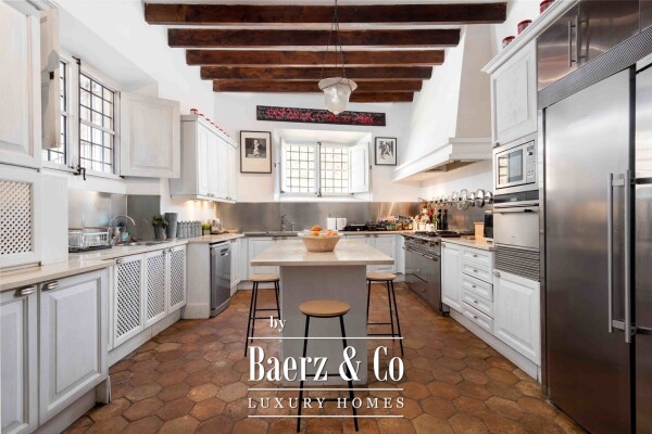 photo 13 Historic and Noble Royal Mansion with 2 Guest Villas