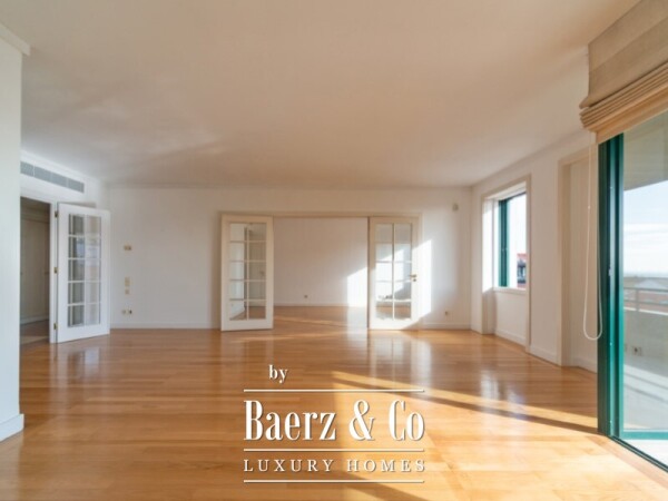 photo 7 3+2 bedroom apartment in a prestigious private condominium