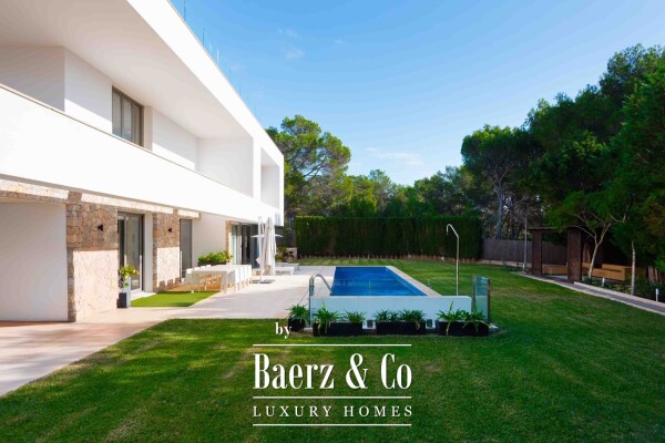 photo 13 Modern, bright villa 5 bedrooms St.Ponsa Mallorca