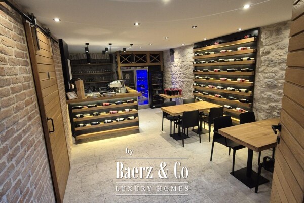 photo 2 Brač, Milna - semi-detached stone house with restaurant, first row to the sea