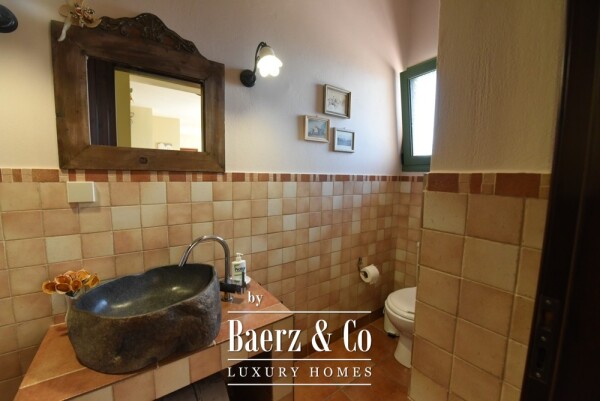 photo 21 Tuscan-Style Villa in Amarynthos with Panoramic Sea & Mountain Views