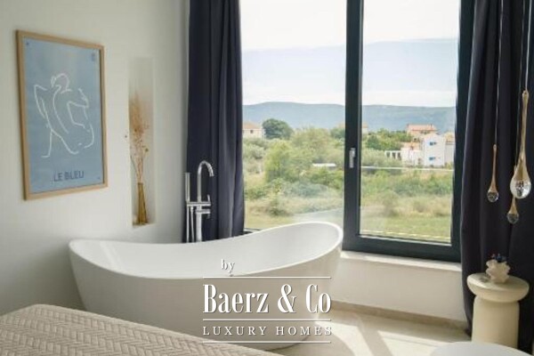 photo 11 Krk, Linardići, luxury villa with swimming pool and sauna, new build, 200 m², 450 m² plot