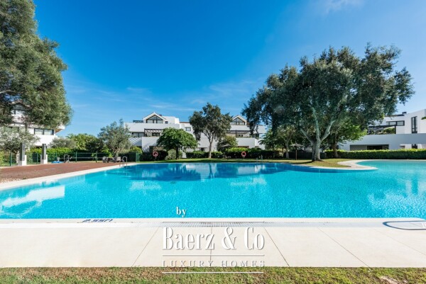 photo 2 Beautiful luxury home in Sotogrande, Sotogrande Alto - Hacienda de Valderrama