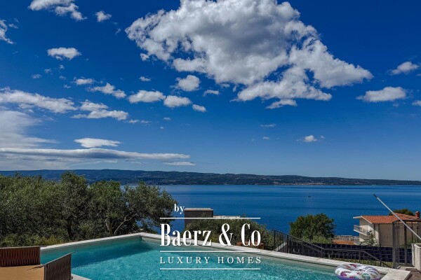 photo 2 Omiš, Krilo Jesenice, house with swimming pool and summer kitchen