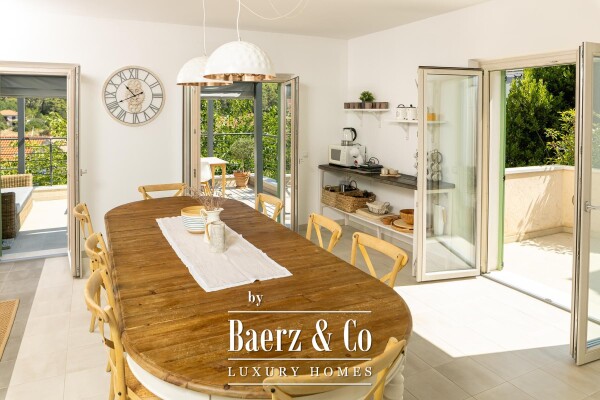 photo 12 Hvar, Vrboska, beautiful stone villa near the sea