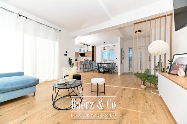 photo 9 Kaštela, newly built house with swimming pool and sea view